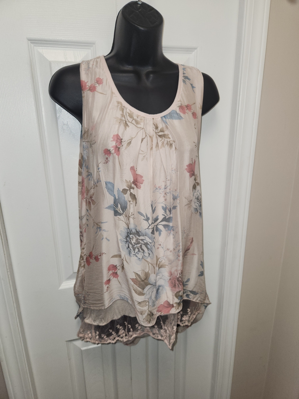 🍉 M Made In Italy Silk Top.